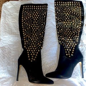 Black Leather with gold rinds tones ankle boots